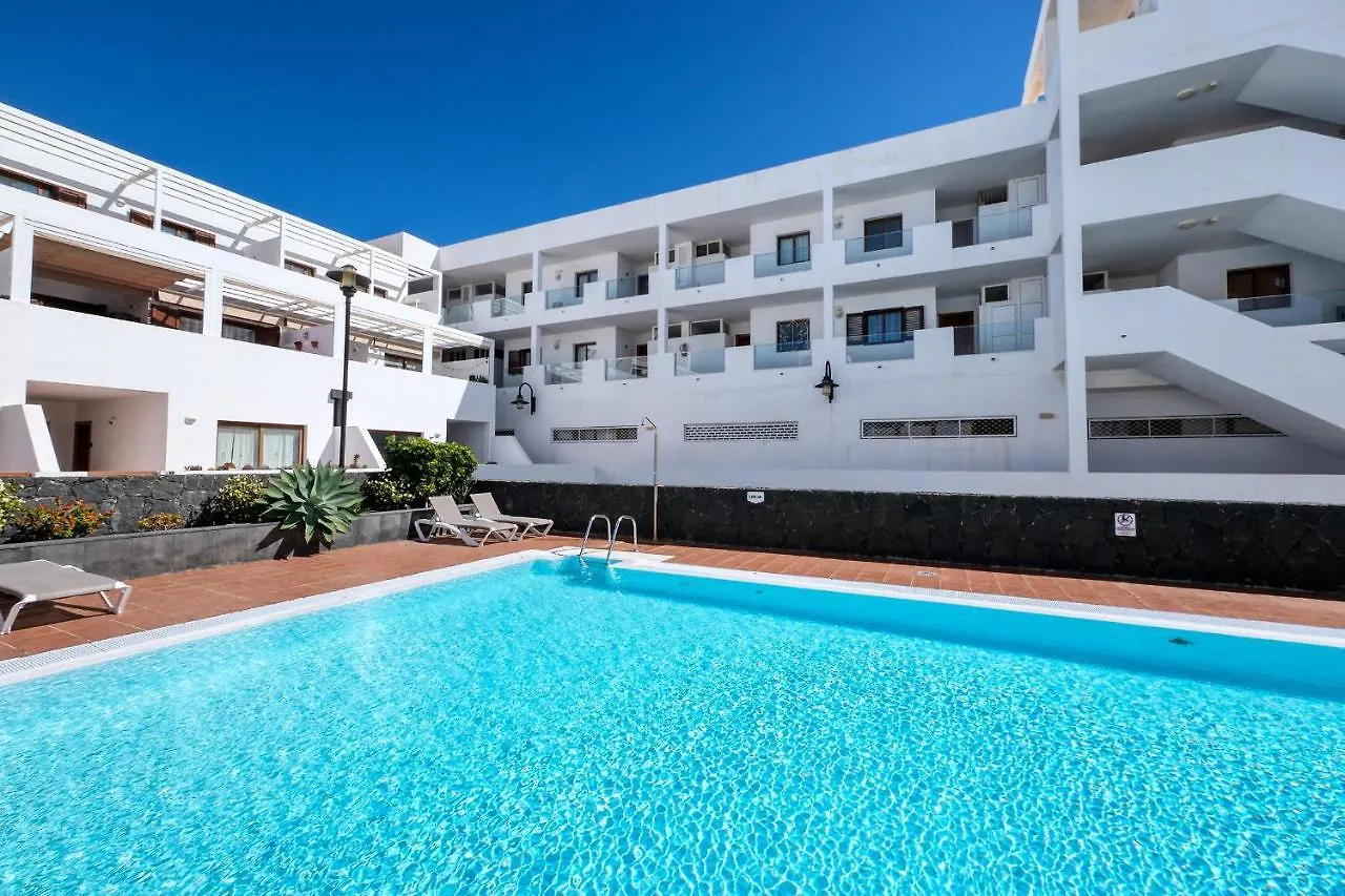 Casa Elin-Shared Pool, Fast Wifi Villa Costa Teguise Holiday home