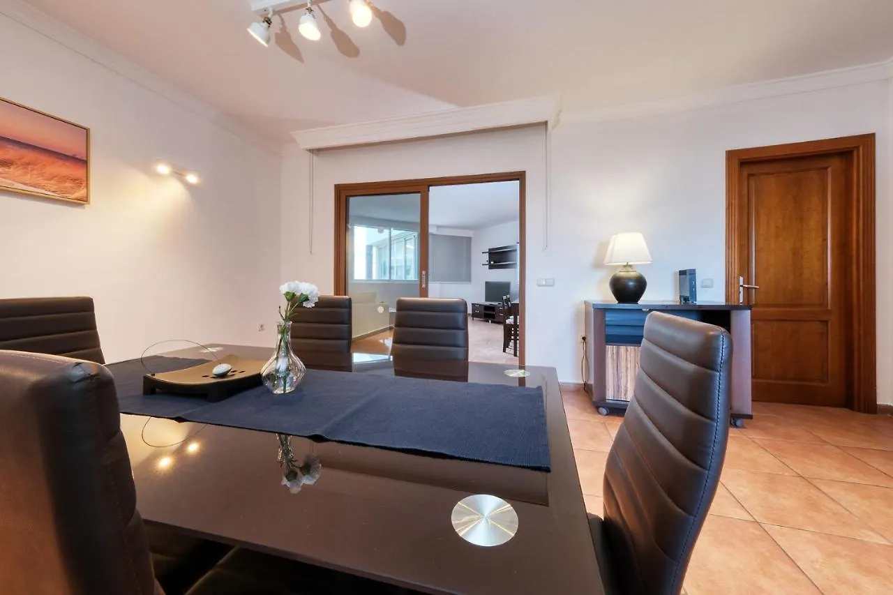 Casa Elin-Shared Pool, Fast Wifi Villa Costa Teguise